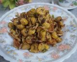 Foto langkah ke 9 dari resep Sambal Teri Pisang Muda.