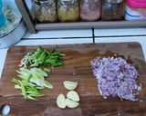 Foto langkah ke 4 dari resep Mie Goreng Ulang Tahun.. (Mie Goreng Panjang Umur) enyakkk😋.