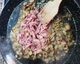 Foto del paso 4 de la receta Fideuà de pato y setas 🍄