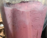 Foto del paso 3 de la receta: Frappé de fresas 🍓 🍓 🍓