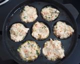 A picture of step 2 of Suji Appe.