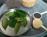 A picture of step 2 of Raw Papaya Thoran !.