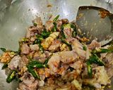 Foto langkah ke 5 dari resep Tetelan Sapi & Tomat Ijo Masak Kecap Pedas.