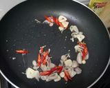 Foto langkah ke 2 dari resep Tumis Labu Siam Praktis.