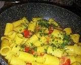 Foto del passaggio 4 della ricetta Pasta estiva