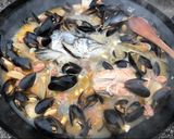 Foto del paso 5 de la receta: Mariscos al disco