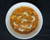 A picture of step 8 of Kaju Korma.