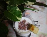 A picture of step 4 of Banana smoothie.