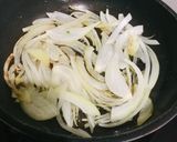 Hình bước làm 4 của món Ốc voi xào lá quế