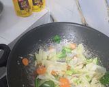 Foto langkah ke 5 dari resep Cap Cay Goreng.