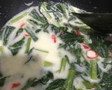 Foto langkah ke 3 dari resep Sawi hijau kuah santan.