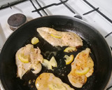 Foto del paso 4 de la receta: Pechuga al toque de limón 🍋