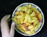 صورة لخطوة 1 من وصفة جربي معايا سويسورل الخوخ المكرمل