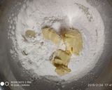 A picture of step 1 of Panner milk caramel tart.