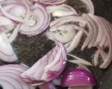A picture of step 3 of Squid Sambal.
