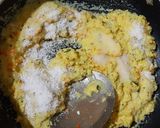 A picture of step 5 of Udupi style Rava idli.