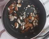 Foto del paso 6 de la receta: Pizza de almendras, cebolla y hongos