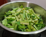 Foto del paso 2 de la receta: Borraja con patatas