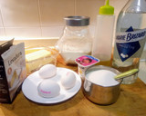 Foto del paso 1 de la receta: Bizcocho de yogur de limón con marie brizard