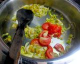 A picture of step 2 of Veg. Thukpa.