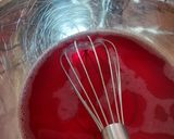 A picture of step 2 of My keto sugar free strawberry jelly/jello fluff/mousse 🍓🍨.