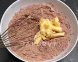 Foto langkah ke 1 dari resep CHOCOLATE CRINKLE COOKIES No Mixer(Cookies Retak).