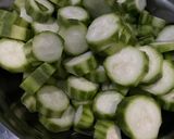 Foto langkah ke 1 dari resep Sayur Oyong.