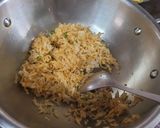 A picture of step 3 of मूली का पंराठा.