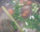 Foto langkah ke 4 dari resep Sop Ayam Ala Pak Min Klaten.