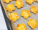 Foto langkah ke 7 dari resep Kaastangel Bunga Versi Ekonomis.