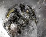 Foto langkah ke 4 dari resep Charcoal Thin Pizza.