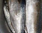 Foto langkah ke 1 dari resep Pepes Ikan Kembung Kemangi.