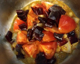 Foto del paso 3 de la receta: Encacahuatado (Salsa de cacahuate con chile guajillo)