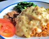 Foto langkah ke 5 dari resep Indomie Goreng Mozarella.
