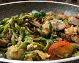 Foto langkah ke 6 dari resep Homemade spinach noodles 🍲.