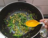 A picture of step 3 of SIMPLE and QUICK ALOO MATAR MASALA.