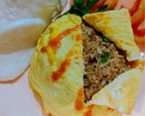 Foto langkah ke 6 dari resep Nasi Goreng Selimut.