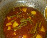 A picture of step 3 of Guvar batata.