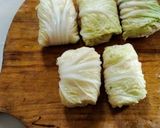 Foto langkah ke 3 dari resep Sawi roll isi ayam.