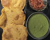A picture of step 6 of Potato barley puri.