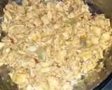 A picture of step 5 of Puff chicken bread.