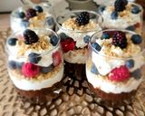 Erdei gyümölcsös túrós pohárkrém recept fázis 6 fotója