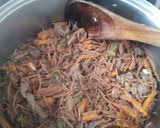 Foto del paso 6 de la receta: Fideuá de carne con verduras