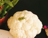 A picture of step 1 of Cauliflower paratha (Gobhi paratha).