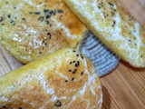 خبز بدقيق الذرة (خبز كيتوني)