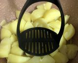 Foto langkah ke 2 dari resep Creamy Mashed potato.