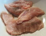 Csirkemell steak burgonyával, paprikamártással recept fázis 4 fotója