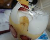 A picture of step 3 of Creamy Fruit chaat glass 🍧.
