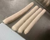 Une image de l'étape 10 de Saucisses allemandes aux poivrons verts, oignon et épices.