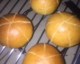 Foto langkah ke 10 dari resep Korean creamcheese garlic bread (plain bun only).